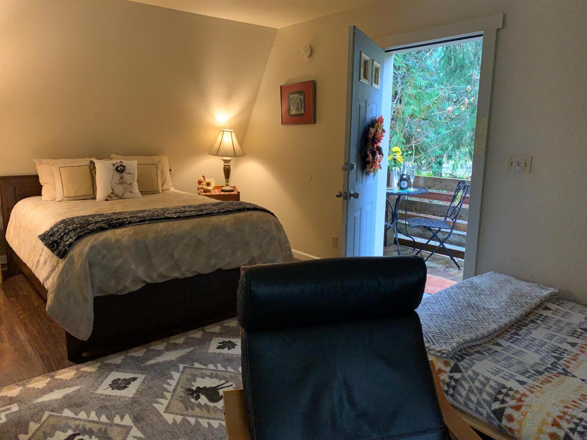 Mountain Meadows Inn & Chalet Suites Ashford Εξωτερικό φωτογραφία